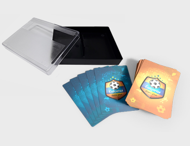 Baralho Tradicional PVC 0,3mm Branco Verniz Total Frente 8,8x5,7cm (Verso Personalizado - 2 Baralhos) - 4x4 - 1 unid